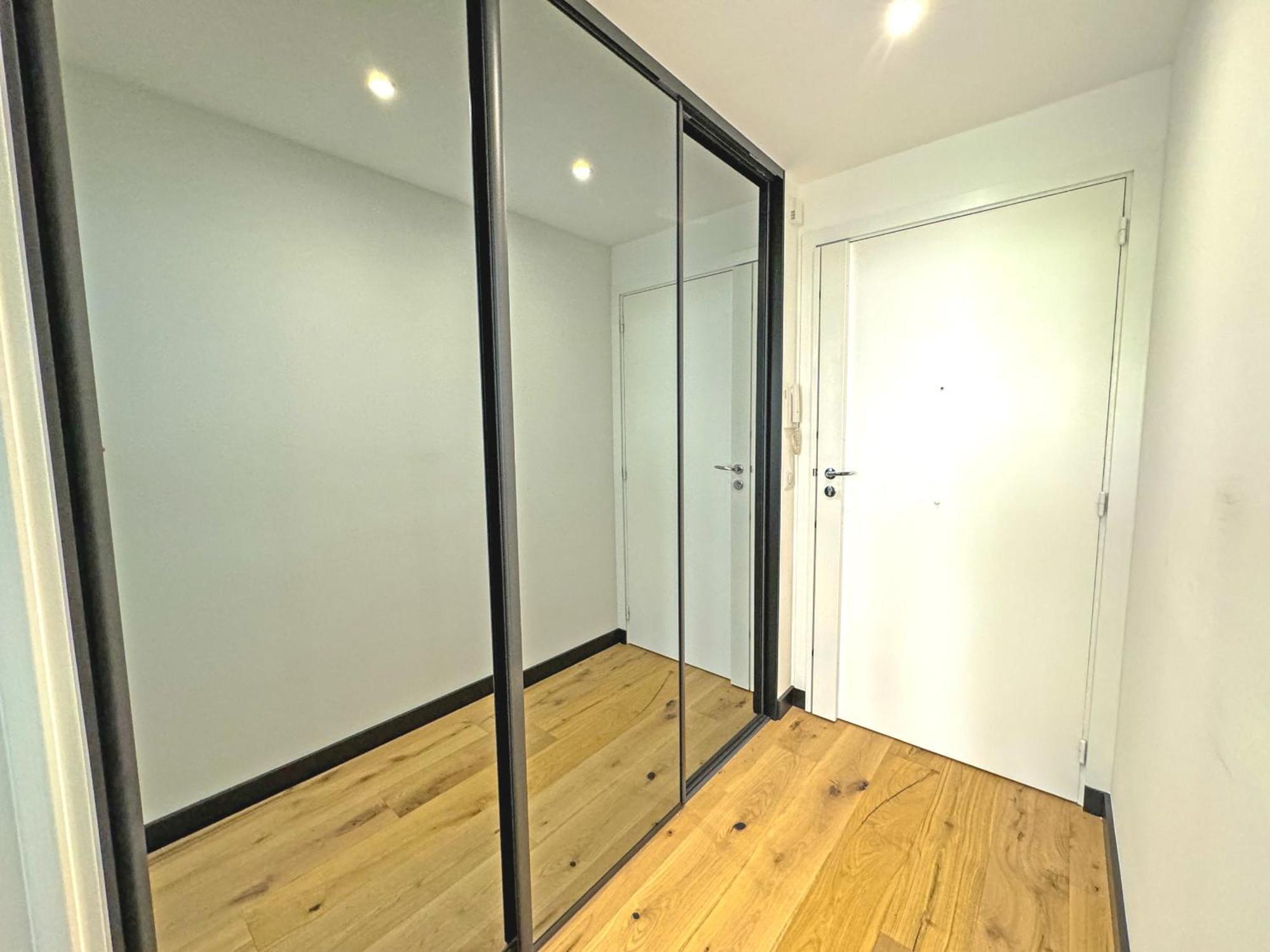 Apartment Courtyard Promenade *