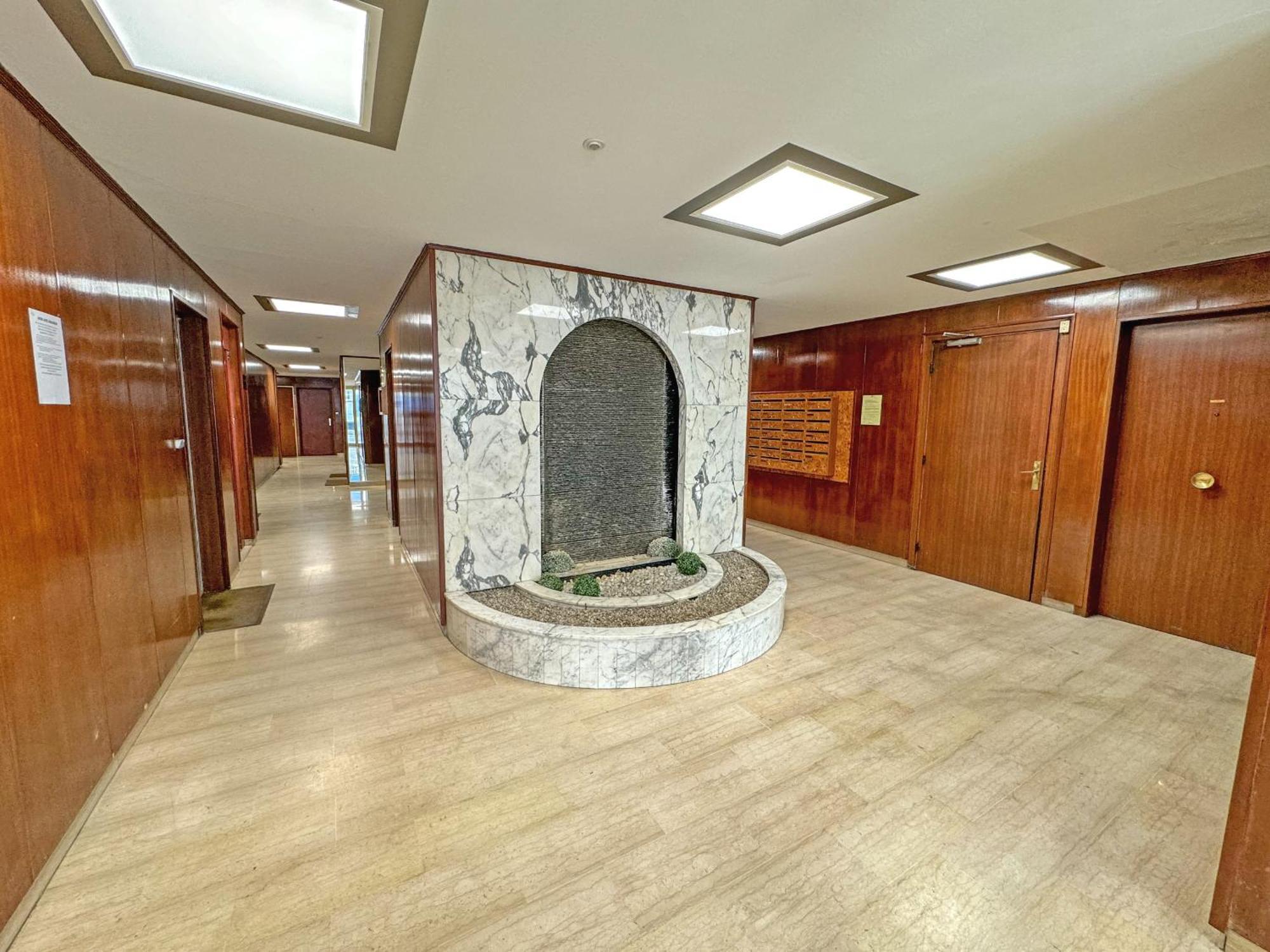 Courtyard Promenade Apartment *