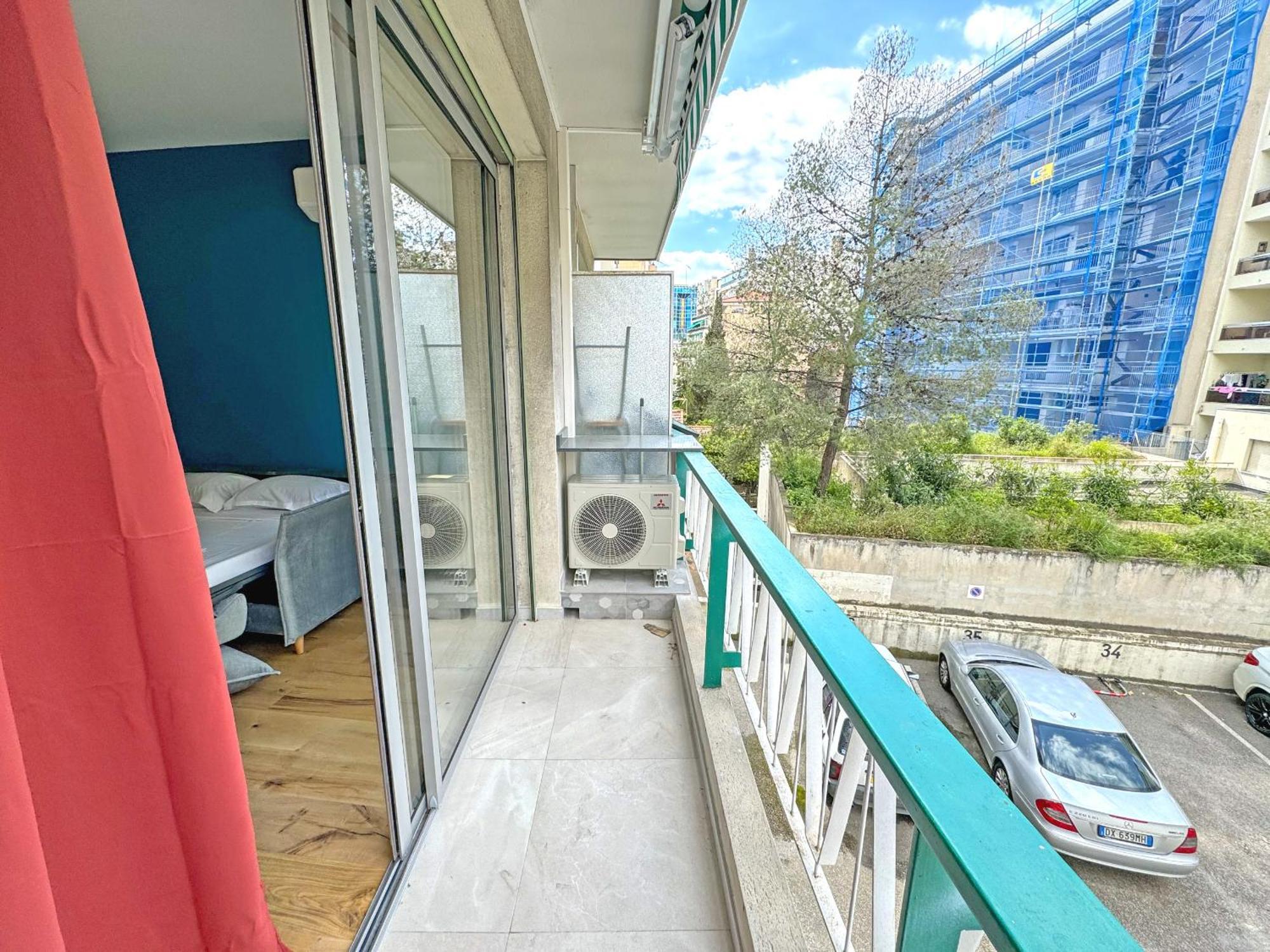 Courtyard Promenade Apartment Nice